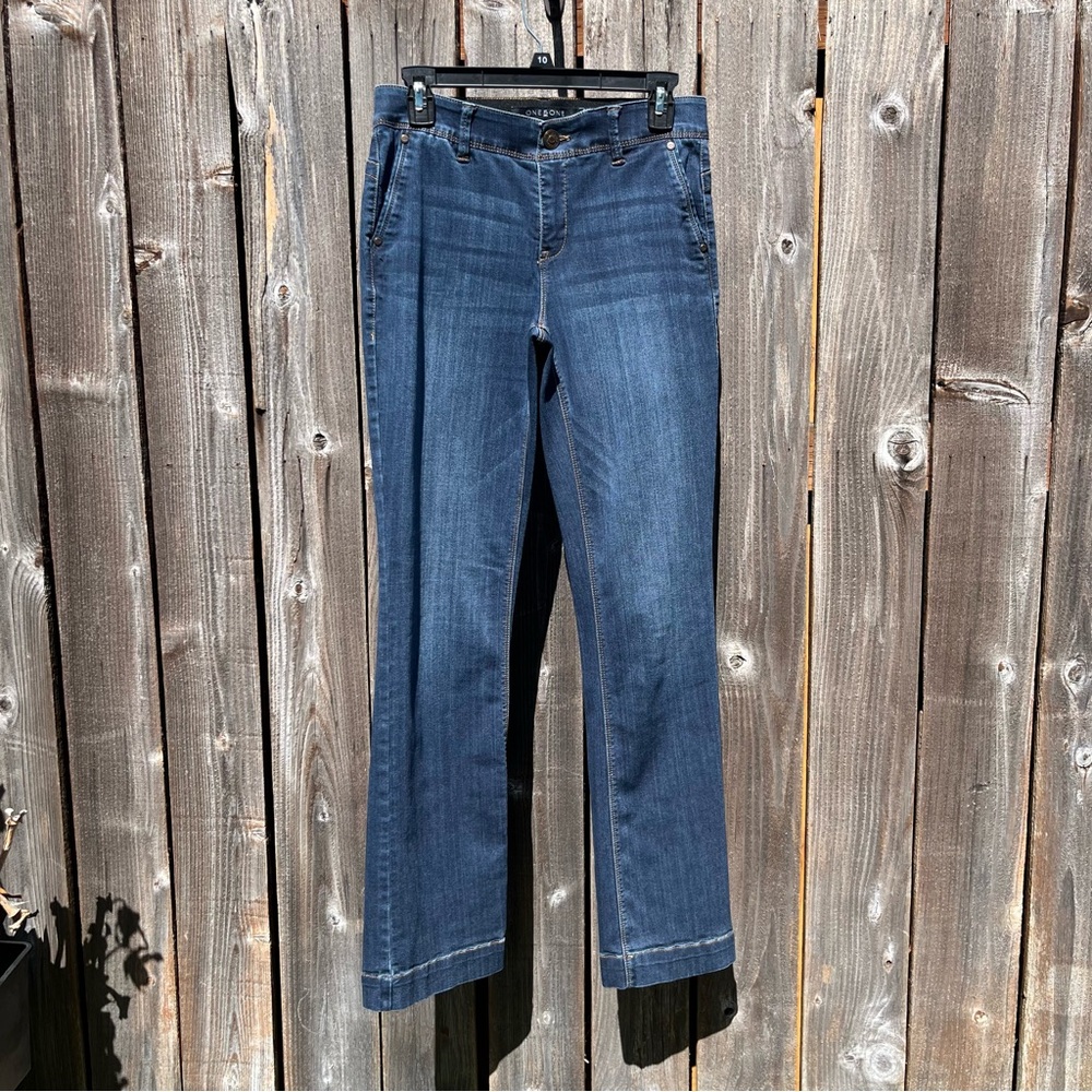 One 5 One Love My Fit Goddess Fit bootcut blue jeans size 4